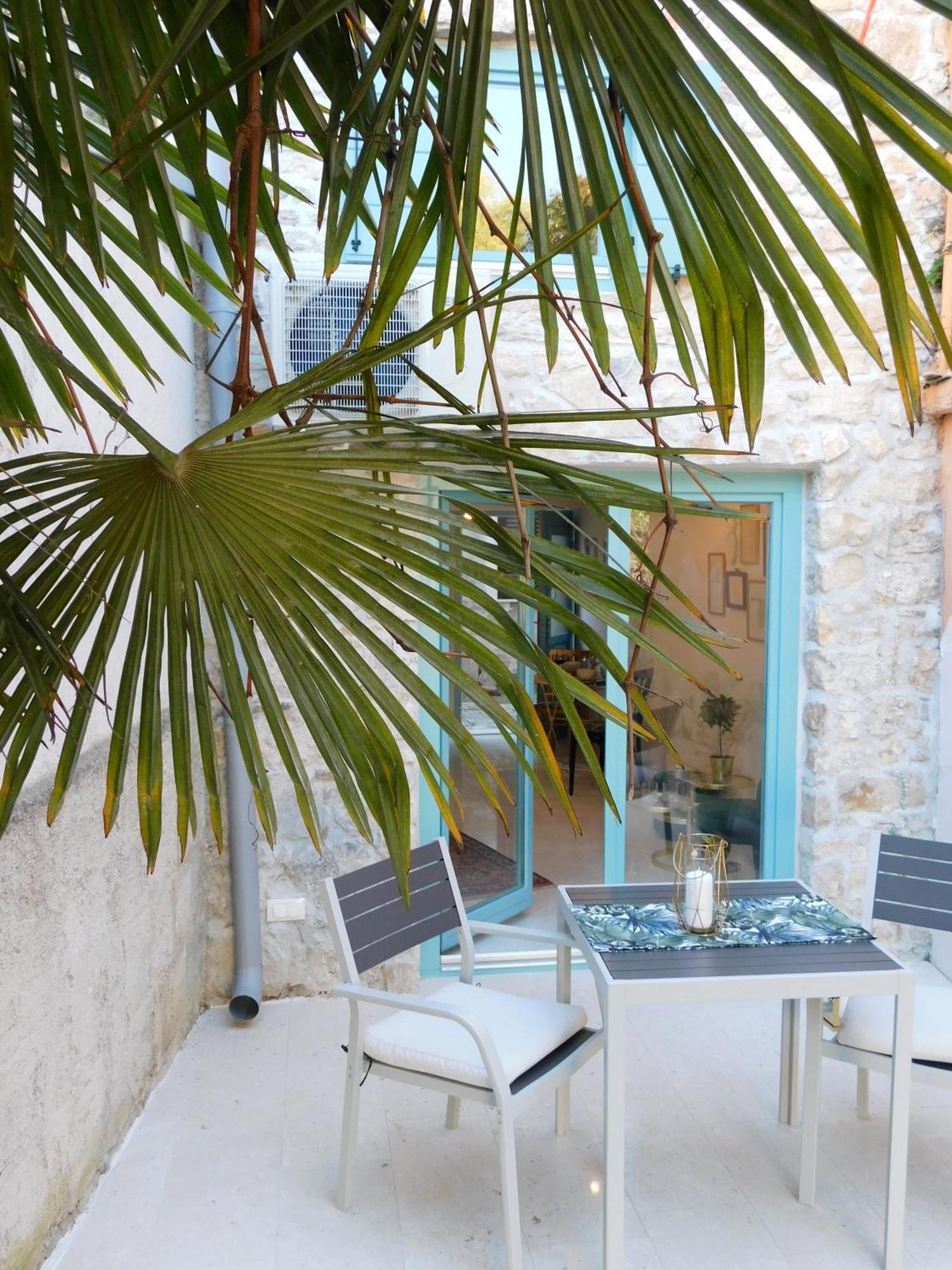 Bezauberndes Steinhaus Mit Garten In Der Altstadt Von Rovinj Exterior photo