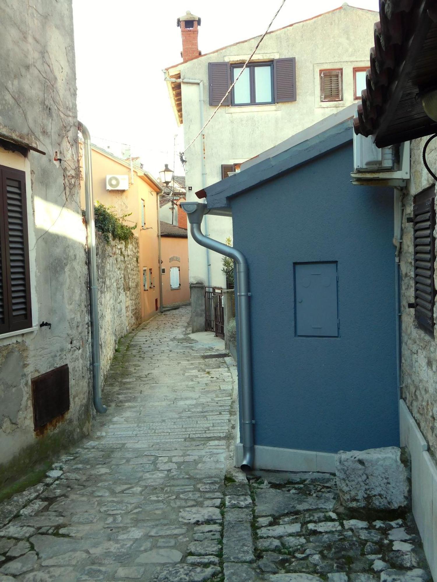 Bezauberndes Steinhaus Mit Garten In Der Altstadt Von Rovinj Exterior photo